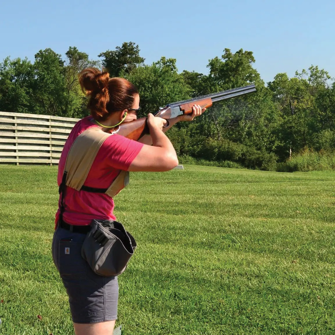 A Girl & A Gun