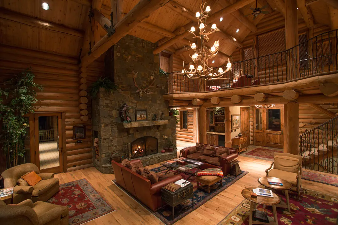 inside highland hills hunting lodge