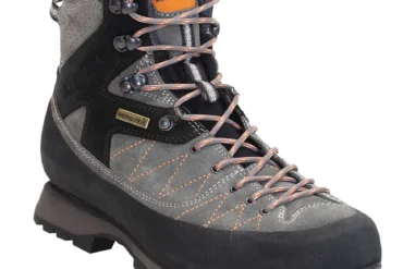 Kenetrek boot