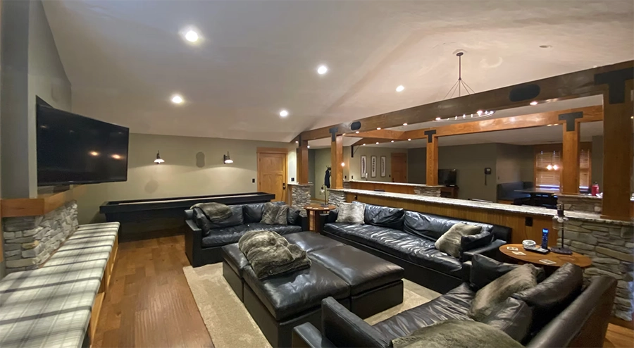 River Lodge Upper Room